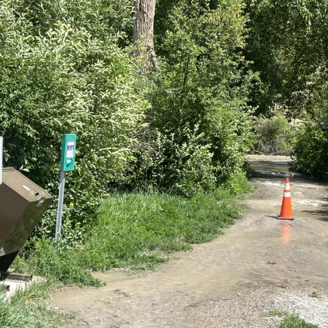 Sinclair Trail Closed at western end